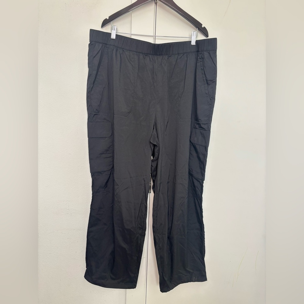 THE NORTH FACE NWT BLACK SPRING BACK WINDBREAKER WOMENS CARGO PANTS SZ 3XL